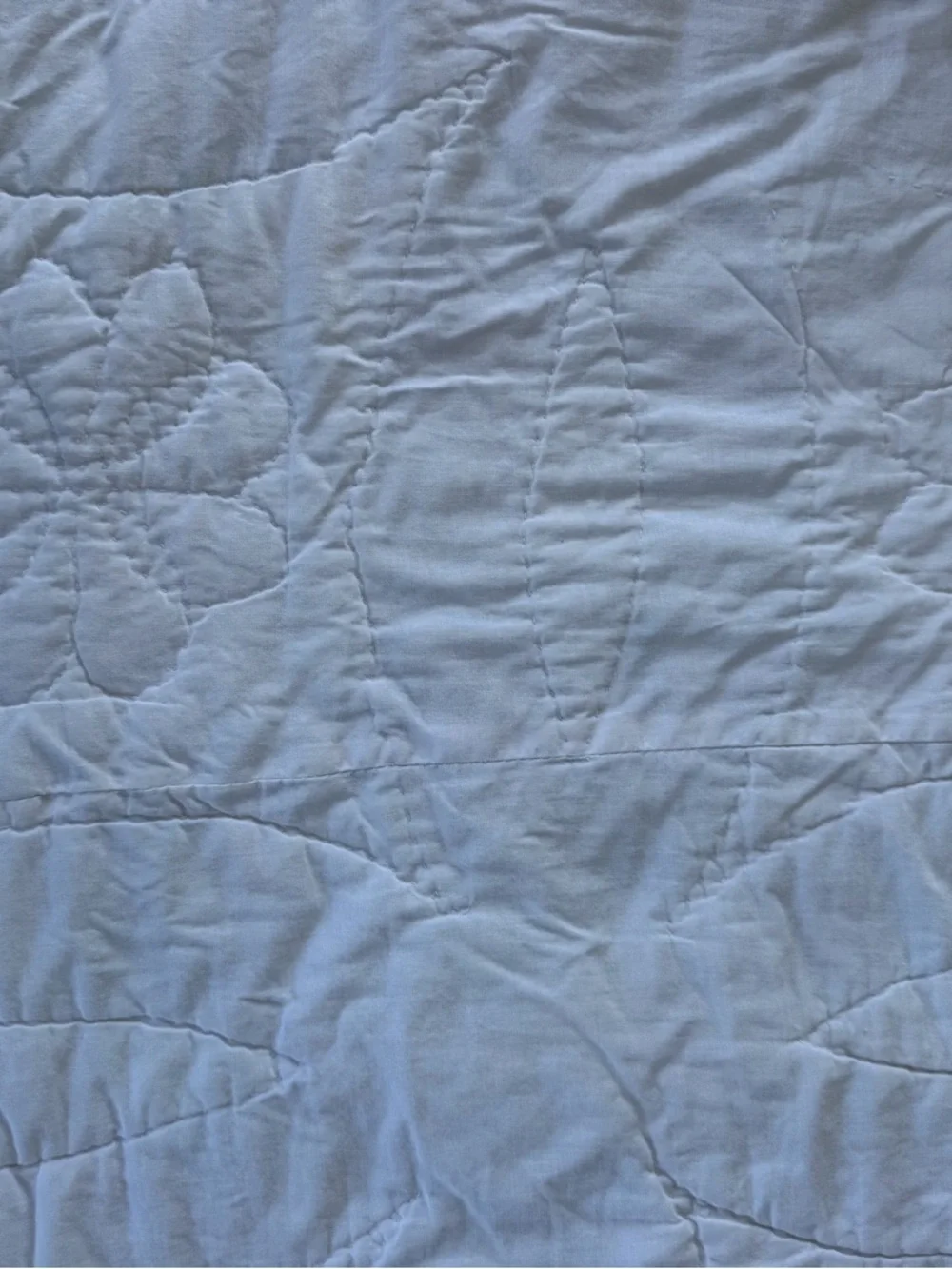 VTG Double Wedding Ring Quilt Hand Quilted Scalloped Edges Cottage Shabby King